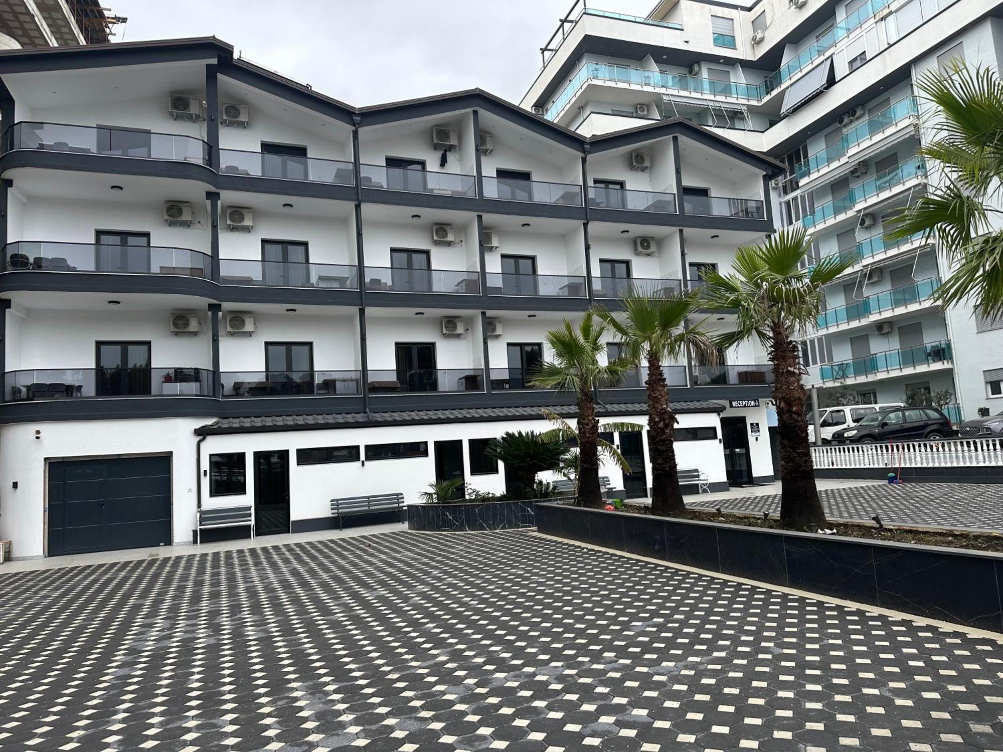 Molla Hotel Restorant Shengjin Ngoại thất bức ảnh