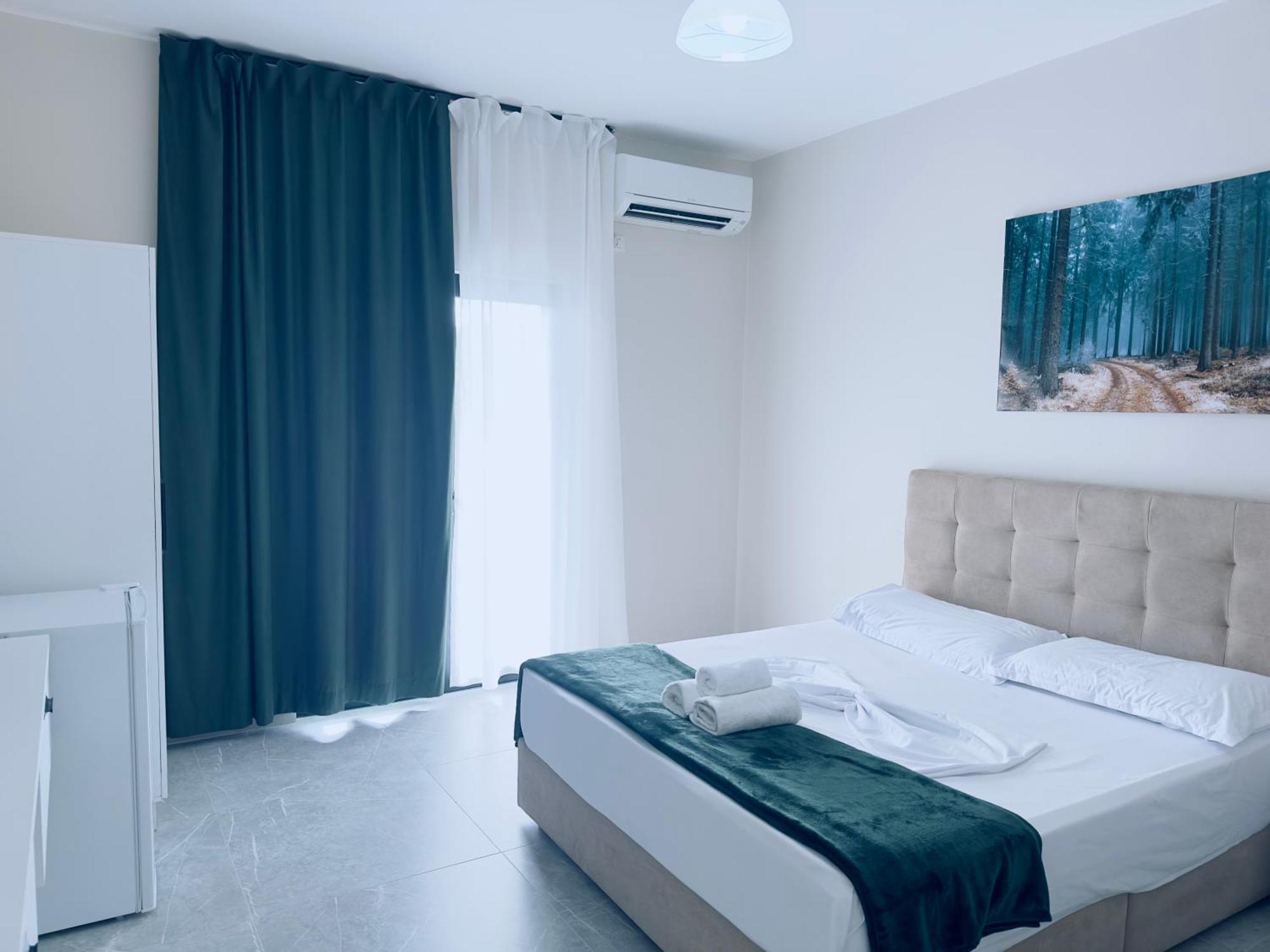 Molla Hotel Restorant Shengjin Ngoại thất bức ảnh