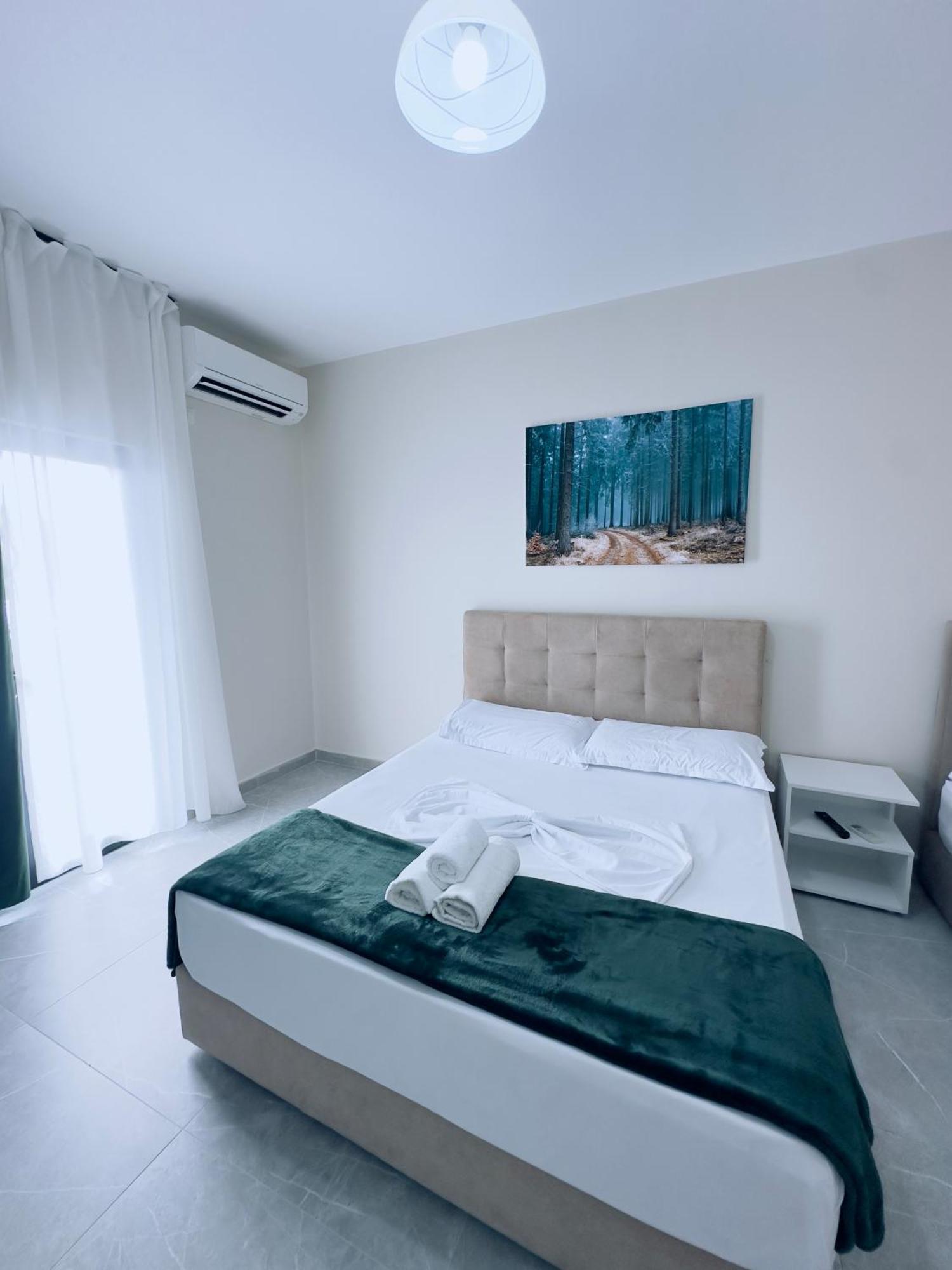 Molla Hotel Restorant Shengjin Ngoại thất bức ảnh